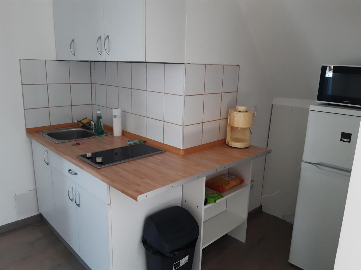 Peak Apartman Eger Exterior foto